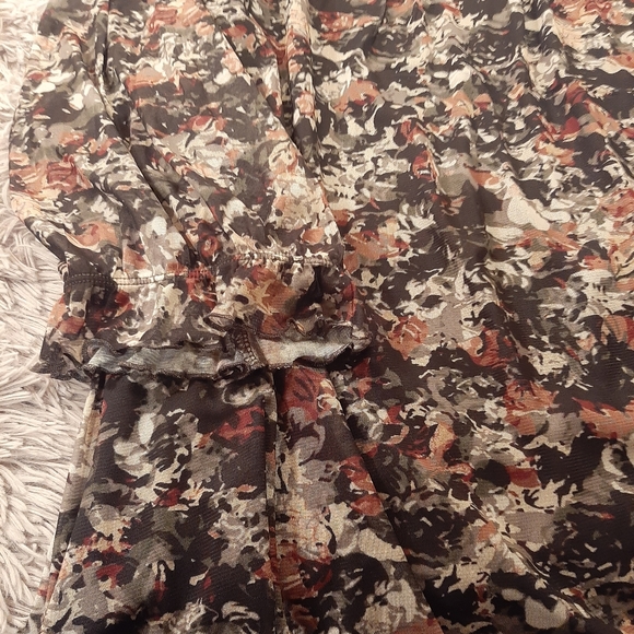 CJ Banks Smocking Top Size 1X - Picture 9 of 15